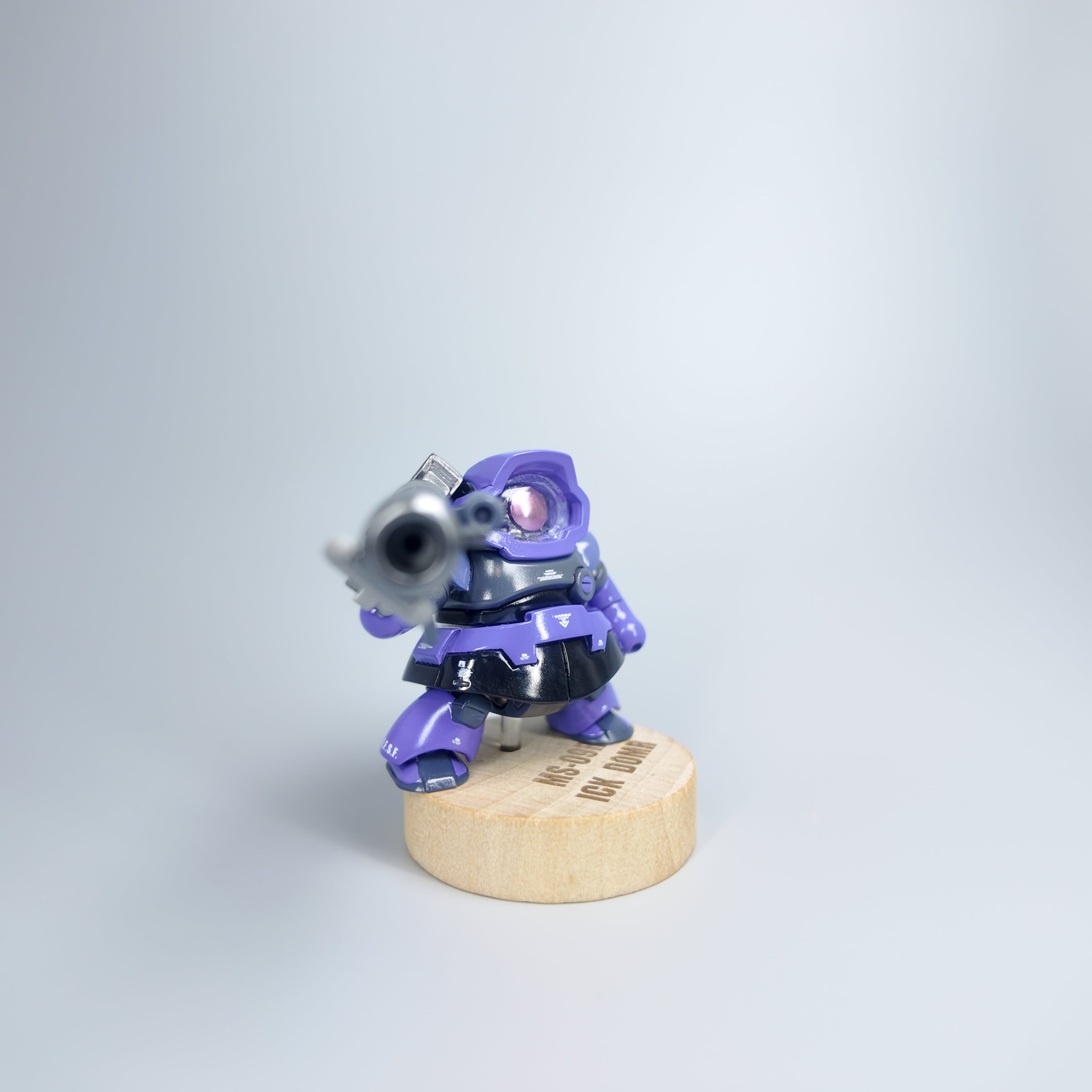 MS-09R Rick Dom Mini Mech Figure